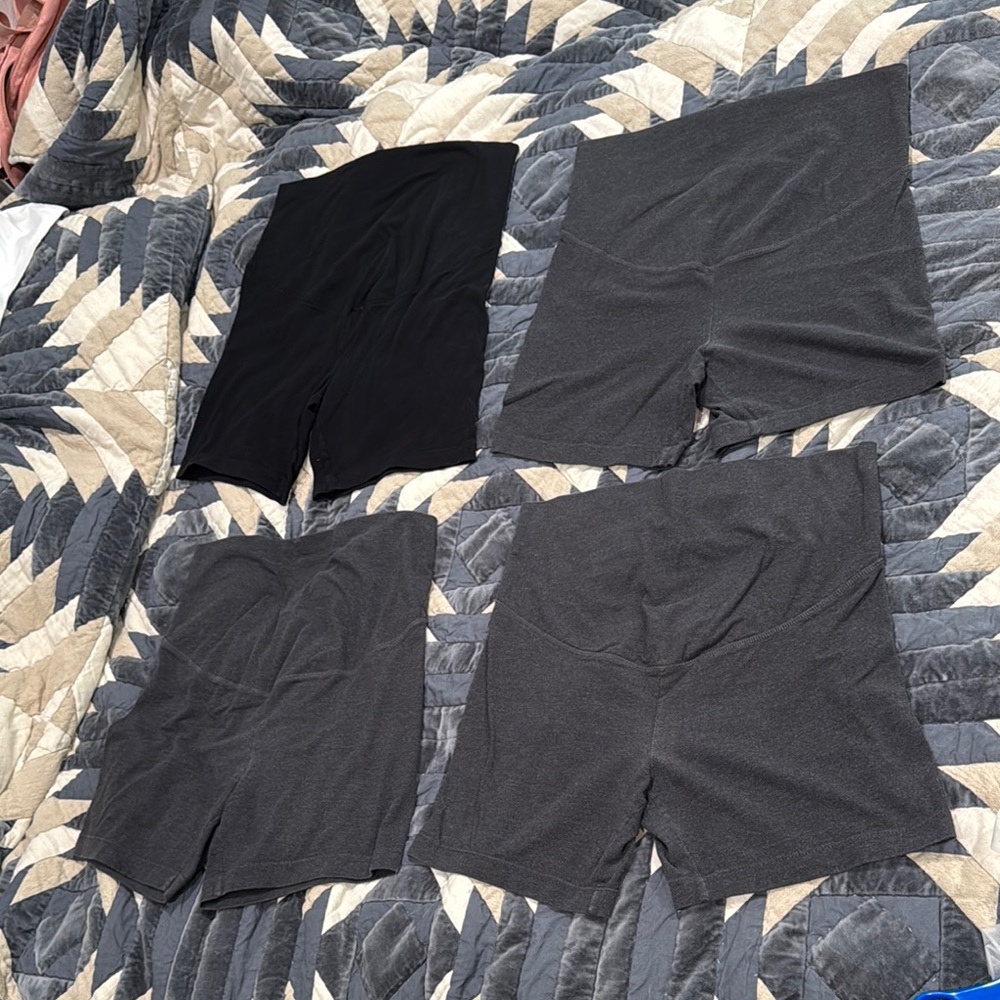 Old Navy MATERNITY Black and Gray Bike Shorts